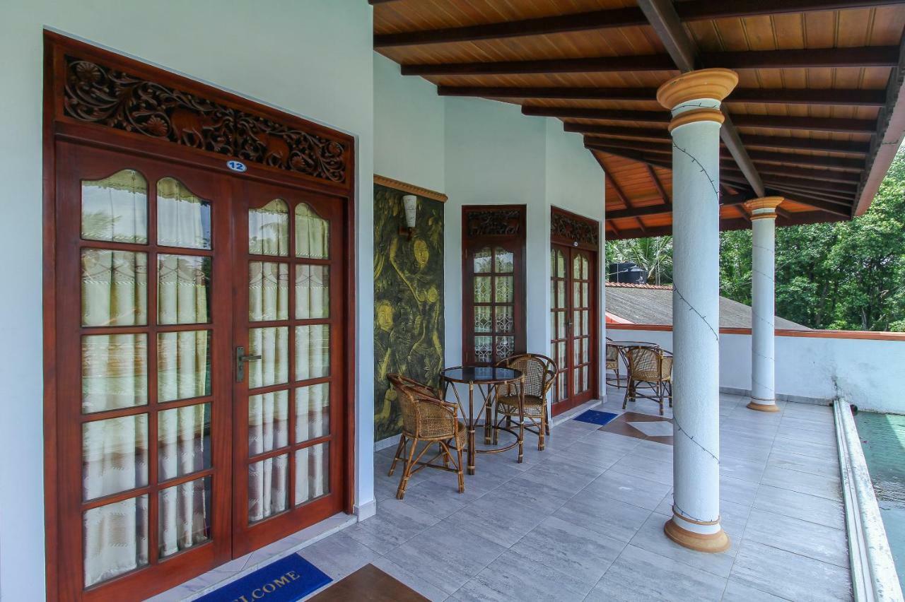 Lagoon Garden Hotel Beruwala Bagian luar foto